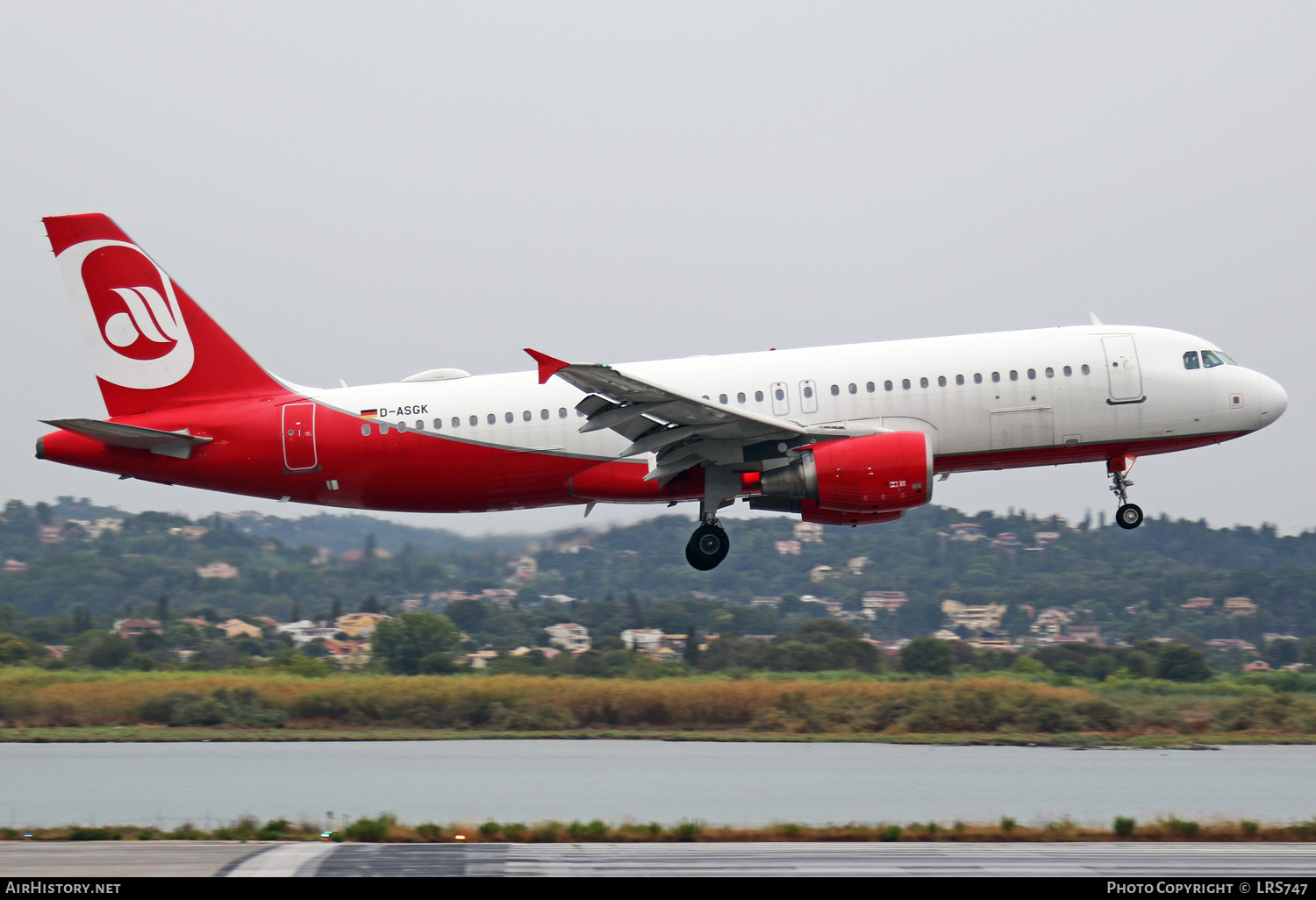 Aircraft Photo of D-ASGK | Airbus A320-214 | AirHistory.net #392080