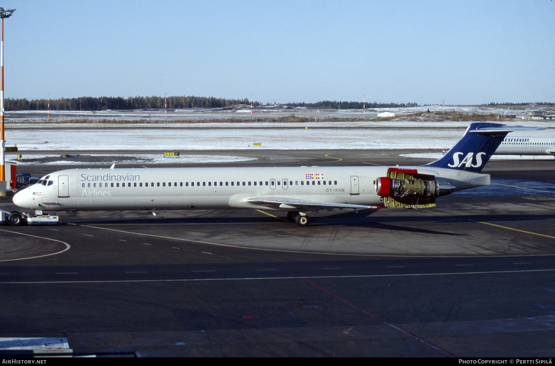 Aircraft Photo of OY-KHN | McDonnell Douglas MD-81 (DC-9-81) | Scandinavian Airlines - SAS | AirHistory.net #392102