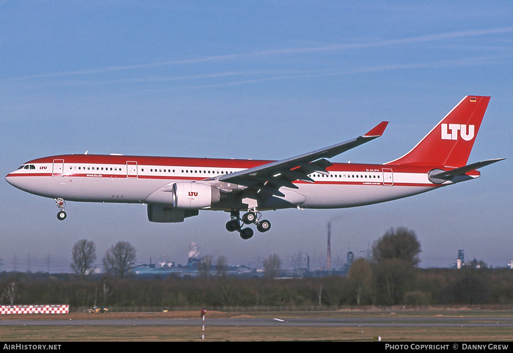 Aircraft Photo of D-ALPH | Airbus A330-223 | LTU - Lufttransport-Unternehmen | AirHistory.net #392124