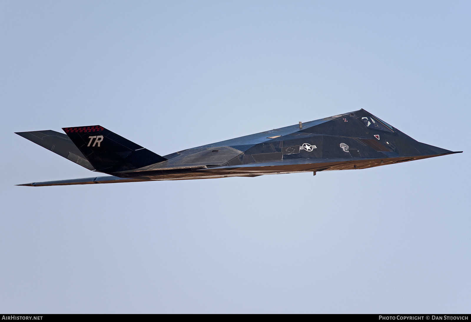Aircraft Photo of 84-0811 | Lockheed F-117A Nighthawk | USA - Air Force | AirHistory.net #392176