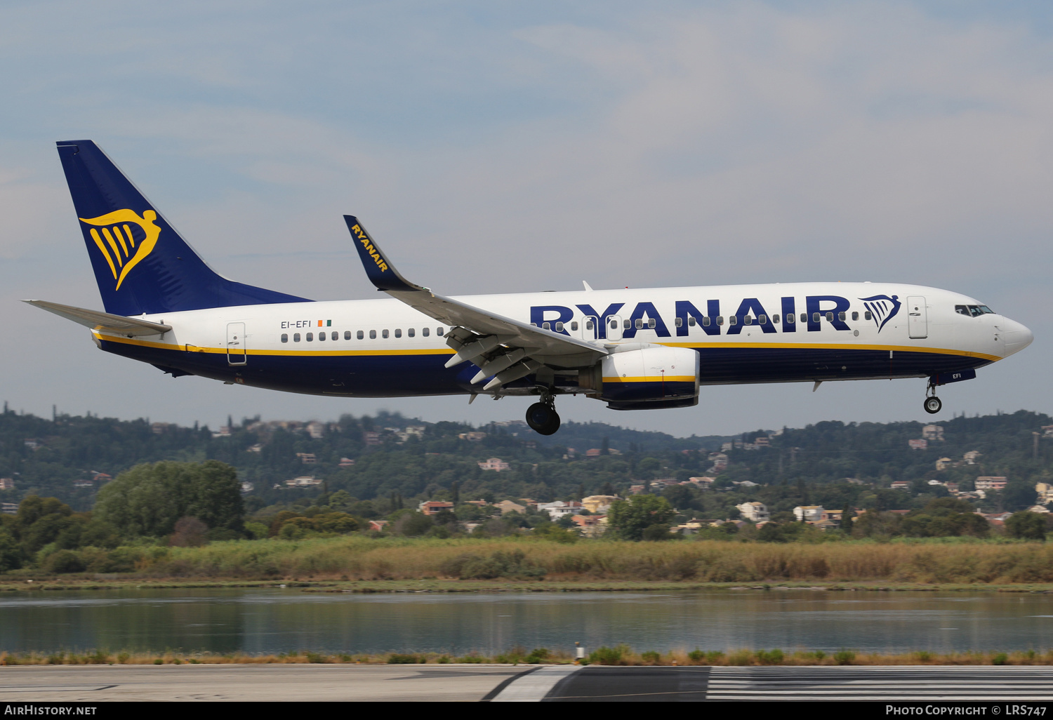 Aircraft Photo of EI-EFI | Boeing 737-8AS | Ryanair | AirHistory.net #392197