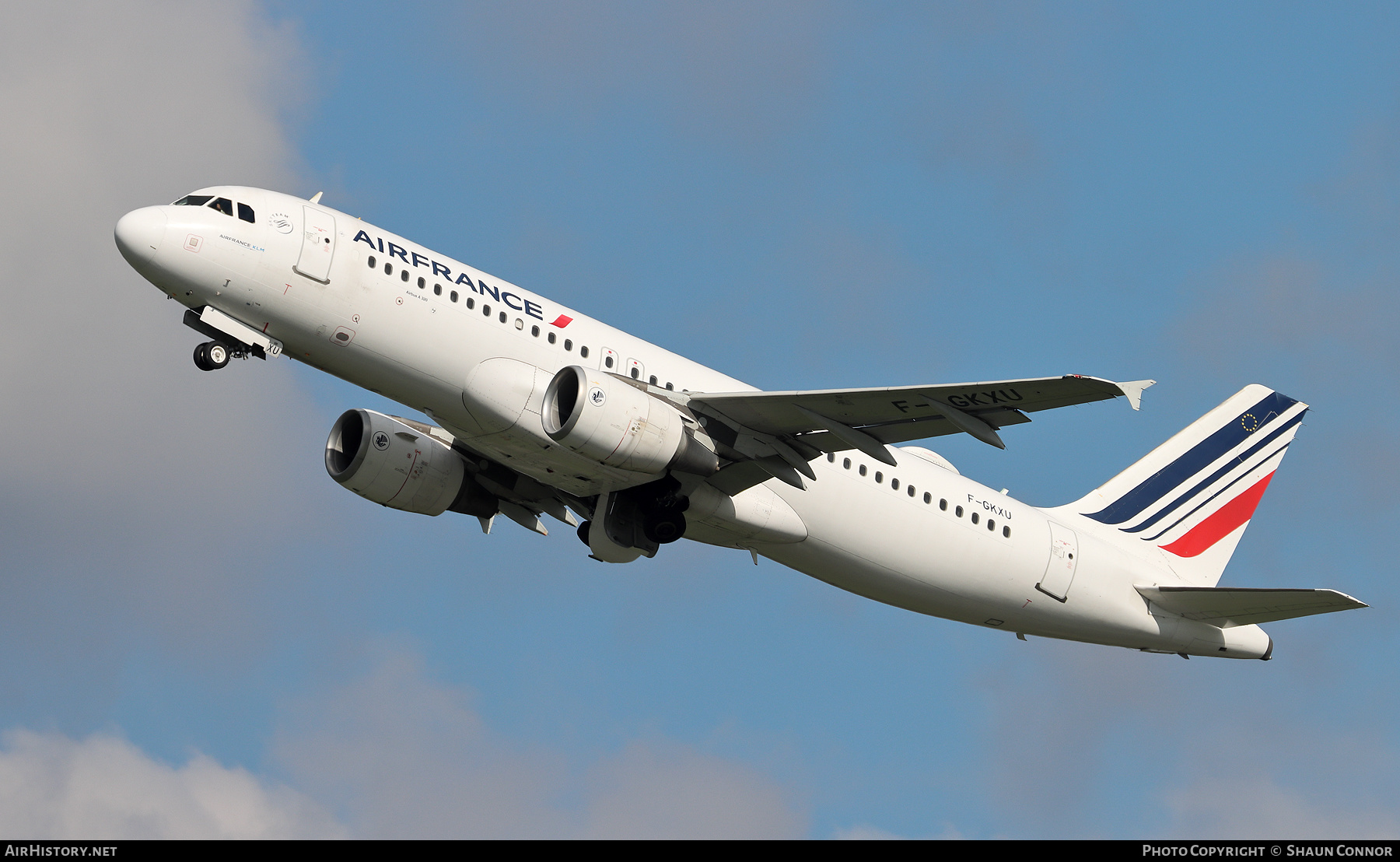 Aircraft Photo of F-GKXU | Airbus A320-214 | Air France | AirHistory.net #392273