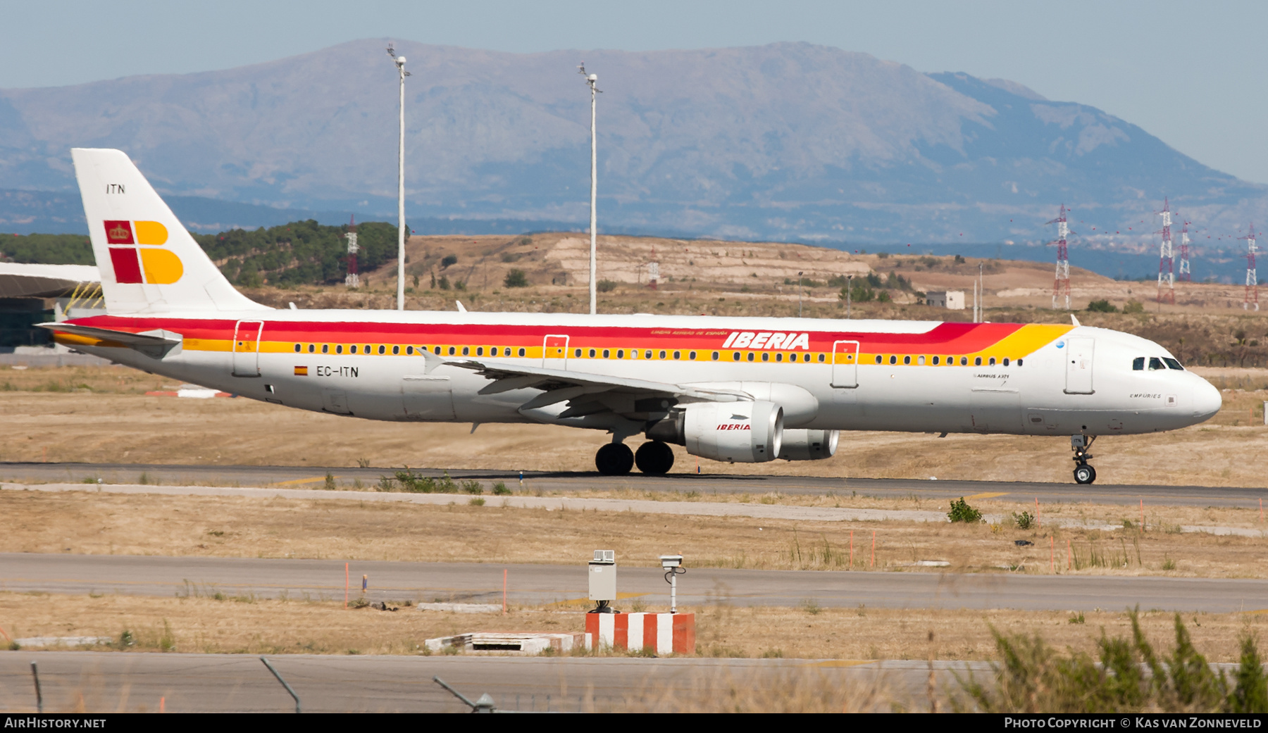 Aircraft Photo of EC-ITN | Airbus A321-211 | Iberia | AirHistory.net #392317