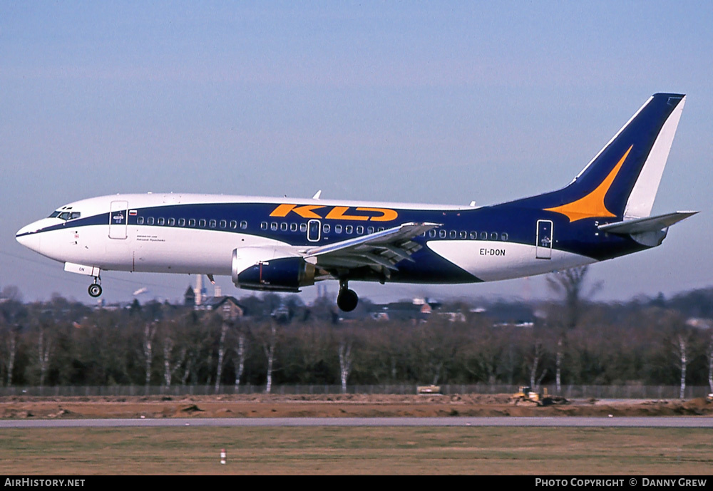 Aircraft Photo of EI-DON | Boeing 737-3Y0 | KD Avia | AirHistory.net #392369