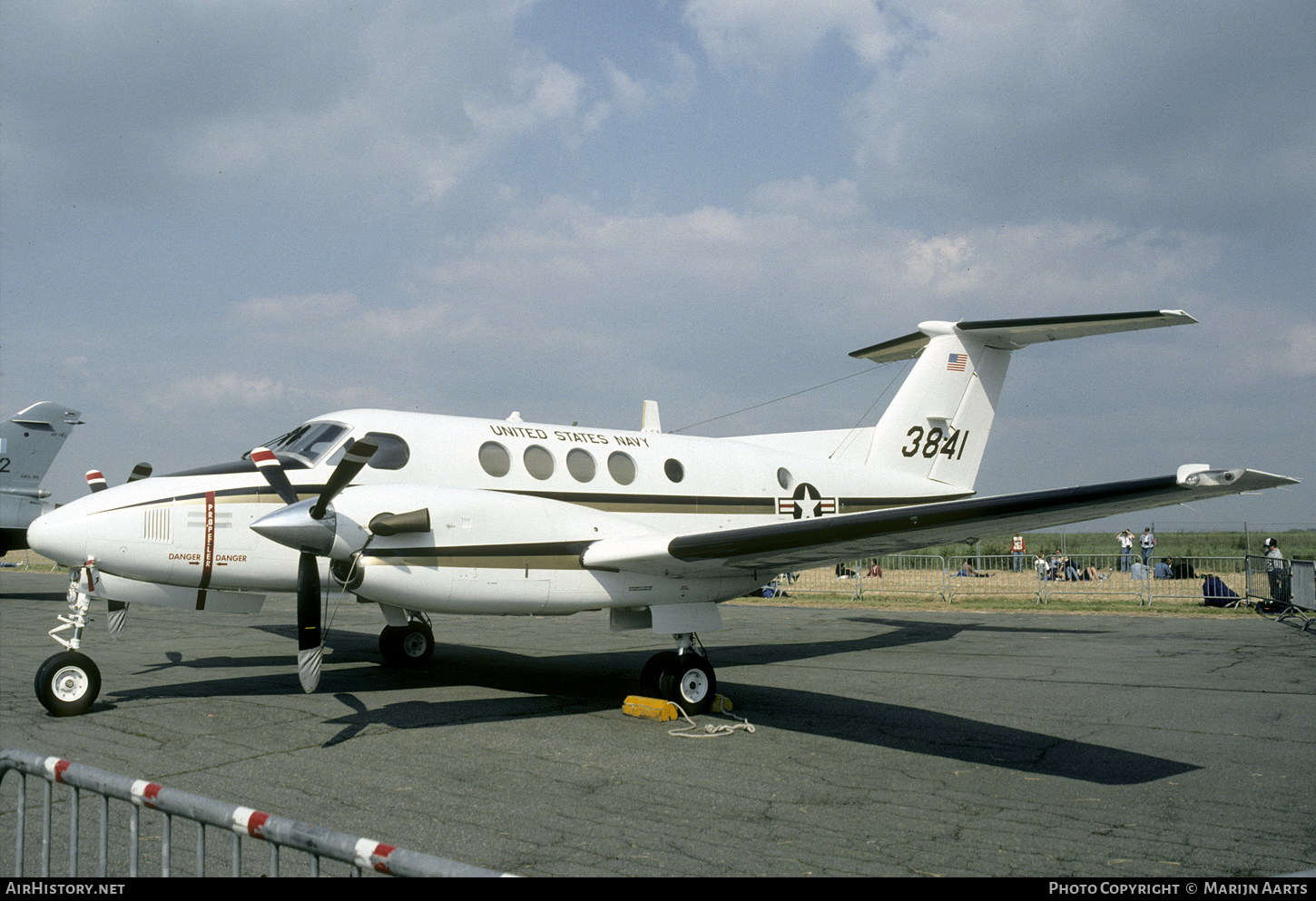 Aircraft Photo of 163841 | Beech UC-12M Super King Air (B200C) | USA - Navy | AirHistory.net #392408