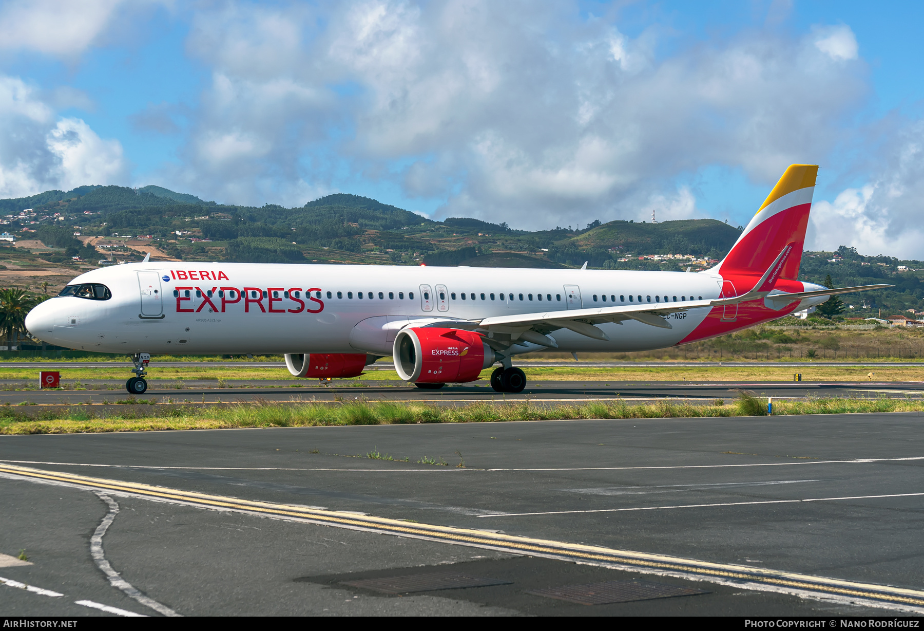 Aircraft Photo of EC-NGP | Airbus A321-251NX | Iberia Express | AirHistory.net #392419