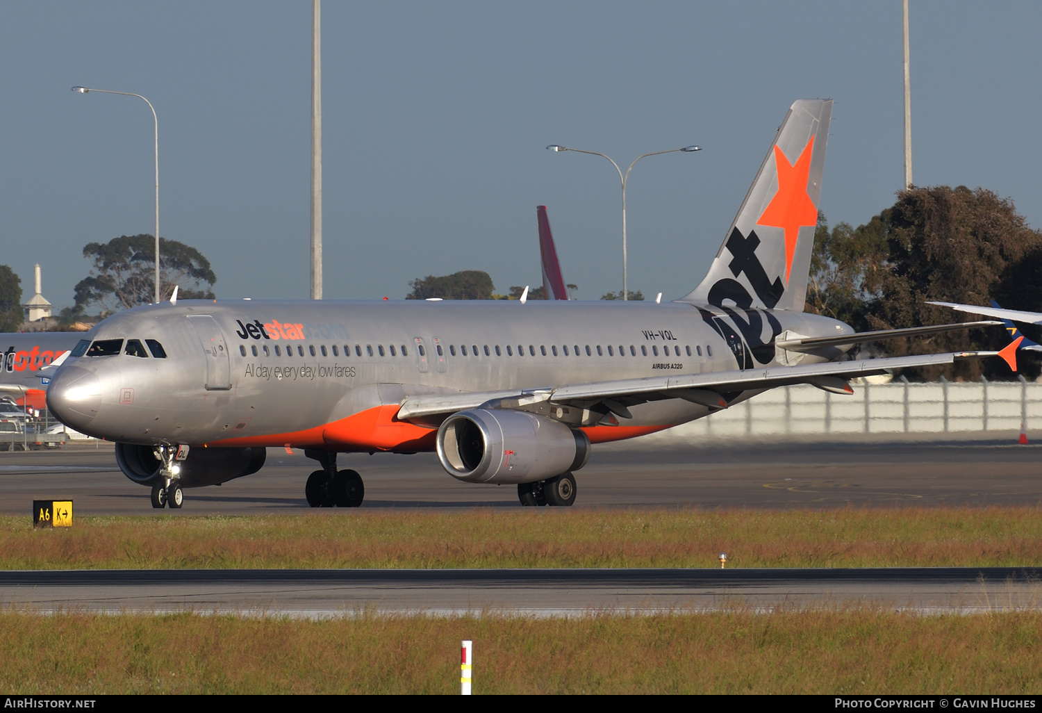 Aircraft Photo of VH-VQL | Airbus A320-232 | Jetstar Airways | AirHistory.net #392475