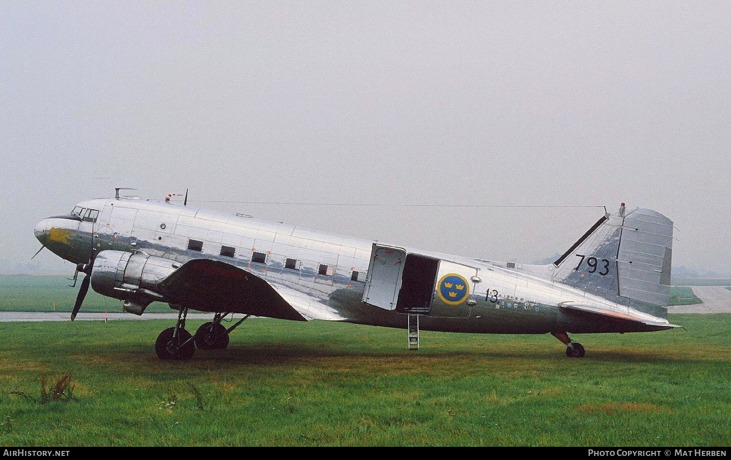 Aircraft Photo of 79003 | Douglas C-47A Skytrain | Sweden - Air Force | AirHistory.net #392531