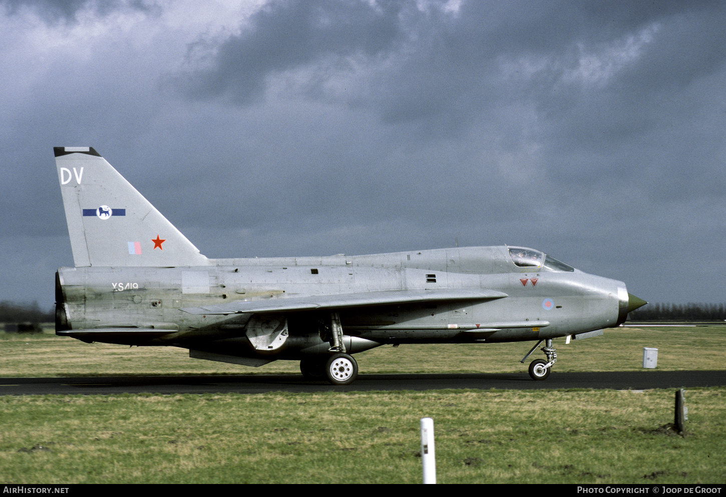 Aircraft Photo of XS419 | English Electric Lightning T5 | UK - Air Force | AirHistory.net #392571