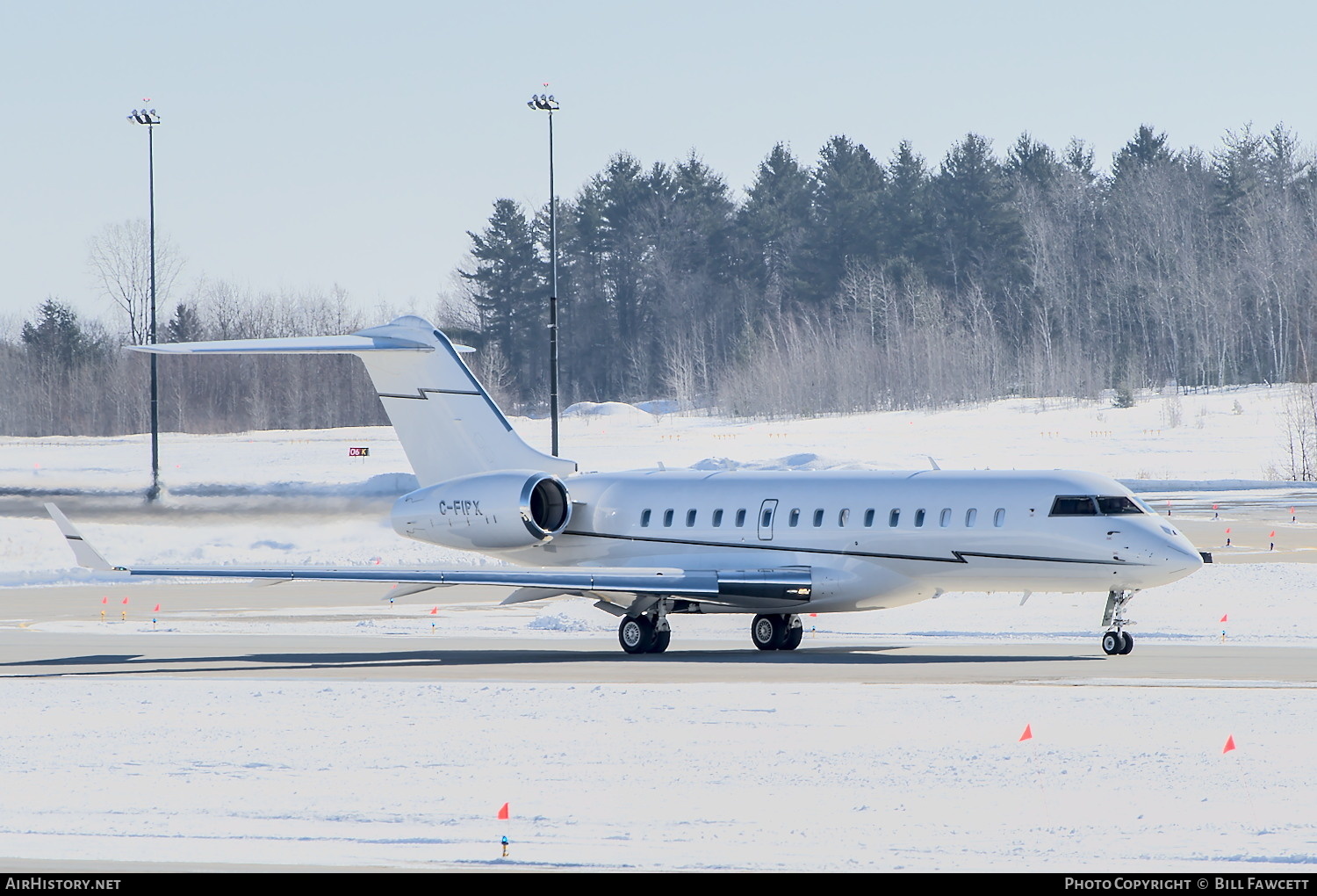 Aircraft Photo of C-FIPX | Bombardier Global Express (BD-700-1A10) | AirHistory.net #392587