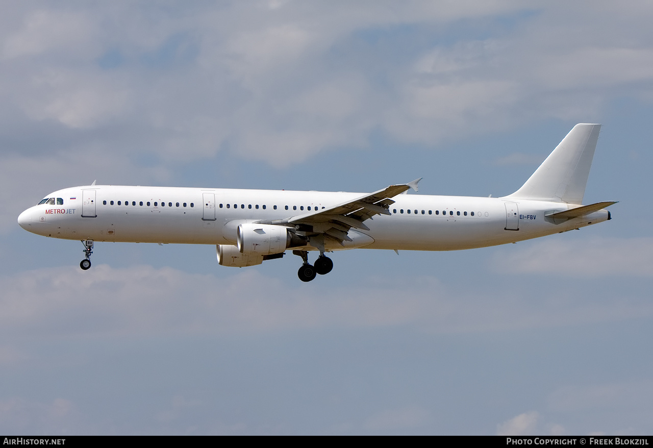 Aircraft Photo of EI-FBV | Airbus A321-211 | Metrojet | AirHistory.net #392719