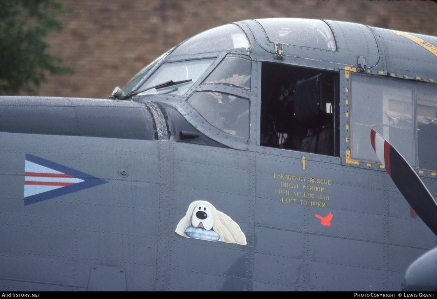 Aircraft Photo of WR960 | Avro 696 Shackleton AEW2 | UK - Air Force | AirHistory.net #392872