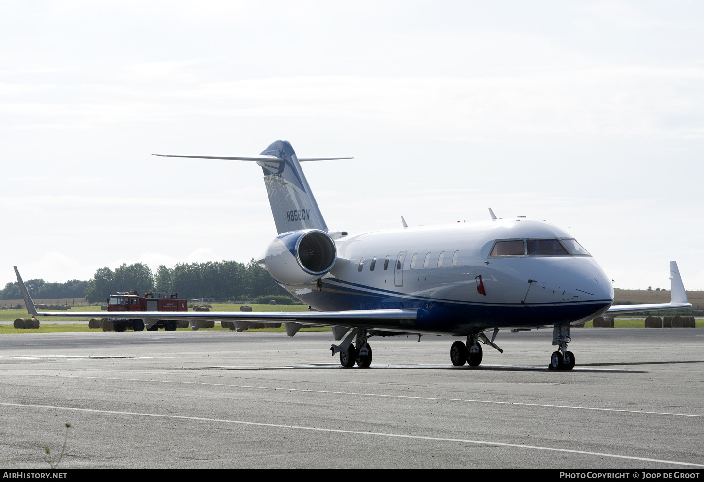 Aircraft Photo of N858CV | Bombardier Challenger 605 (CL-600-2B16) | AirHistory.net #392945