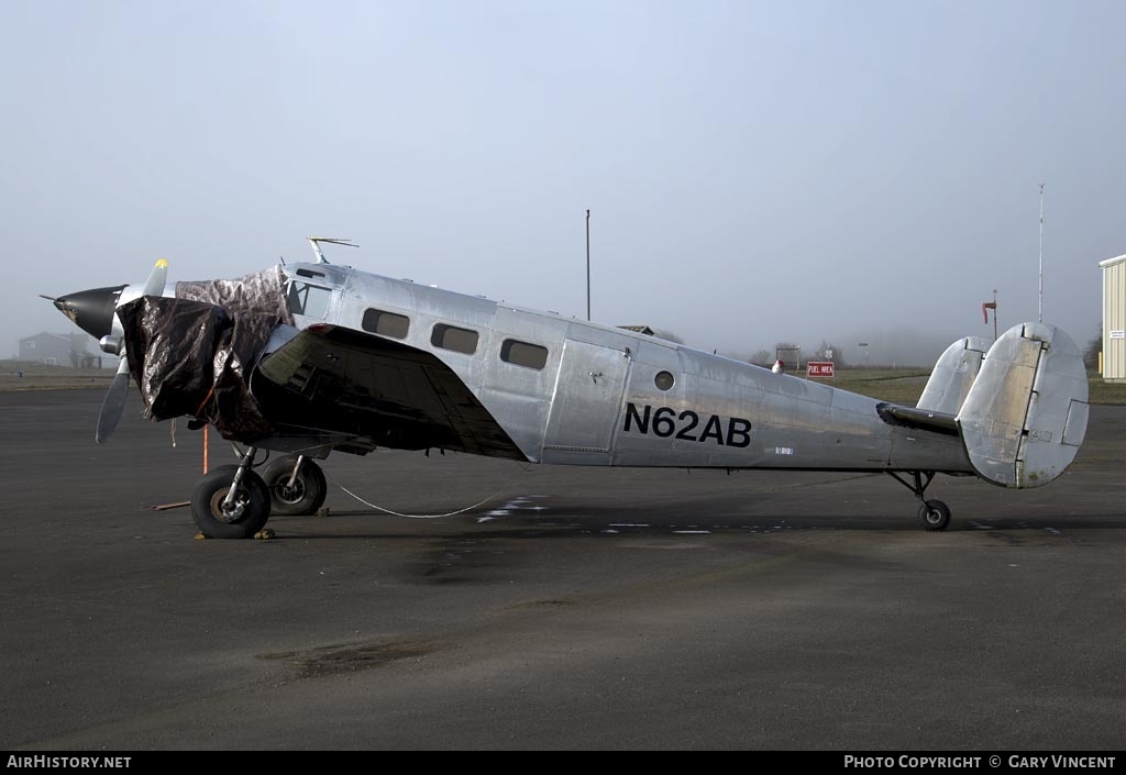 Aircraft Photo of N62AB | Beech D18S | AirHistory.net #393012