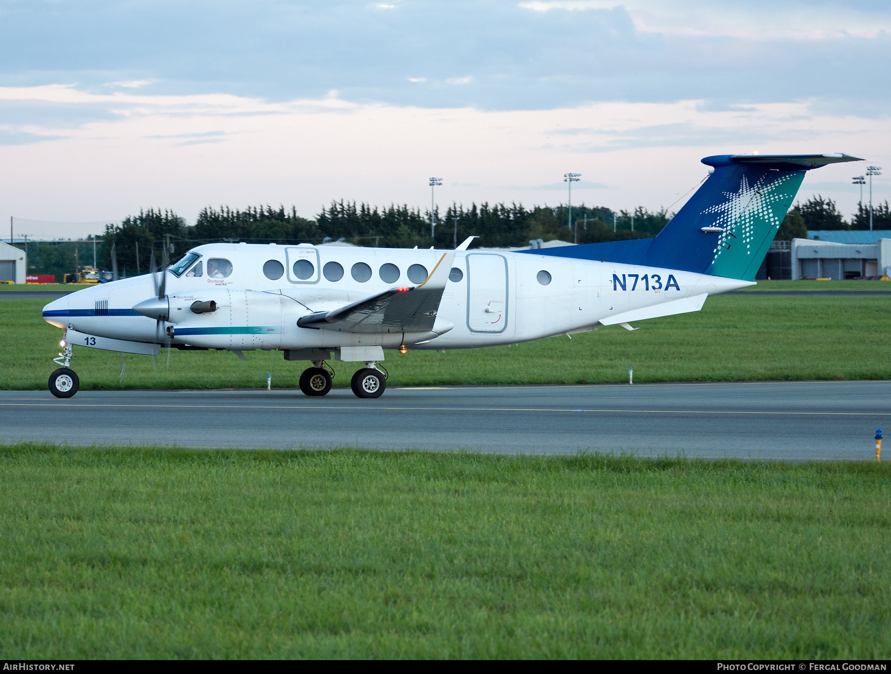 Aircraft Photo of N713A | Hawker Beechcraft 350C King Air (B300C) | AirHistory.net #393026