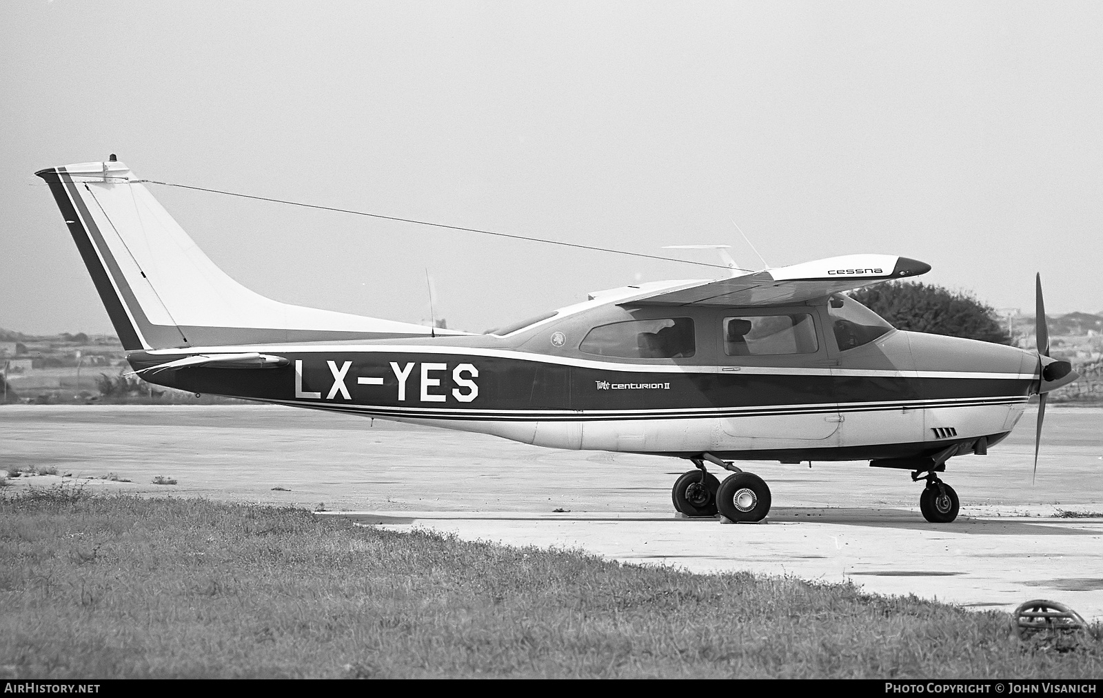 Aircraft Photo of LX-YES | Cessna T210L Turbo Centurion II | AirHistory.net #393081