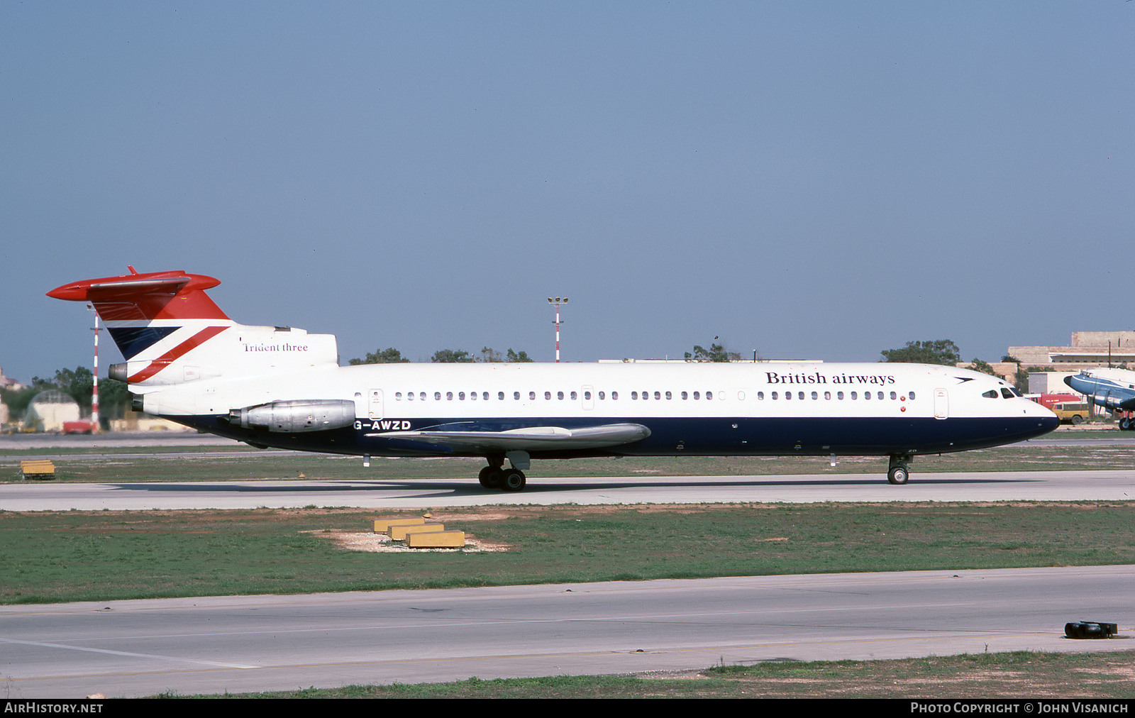 Aircraft Photo of G-AWZD | Hawker Siddeley HS-121 Trident 3B | British Airways | AirHistory.net #393082