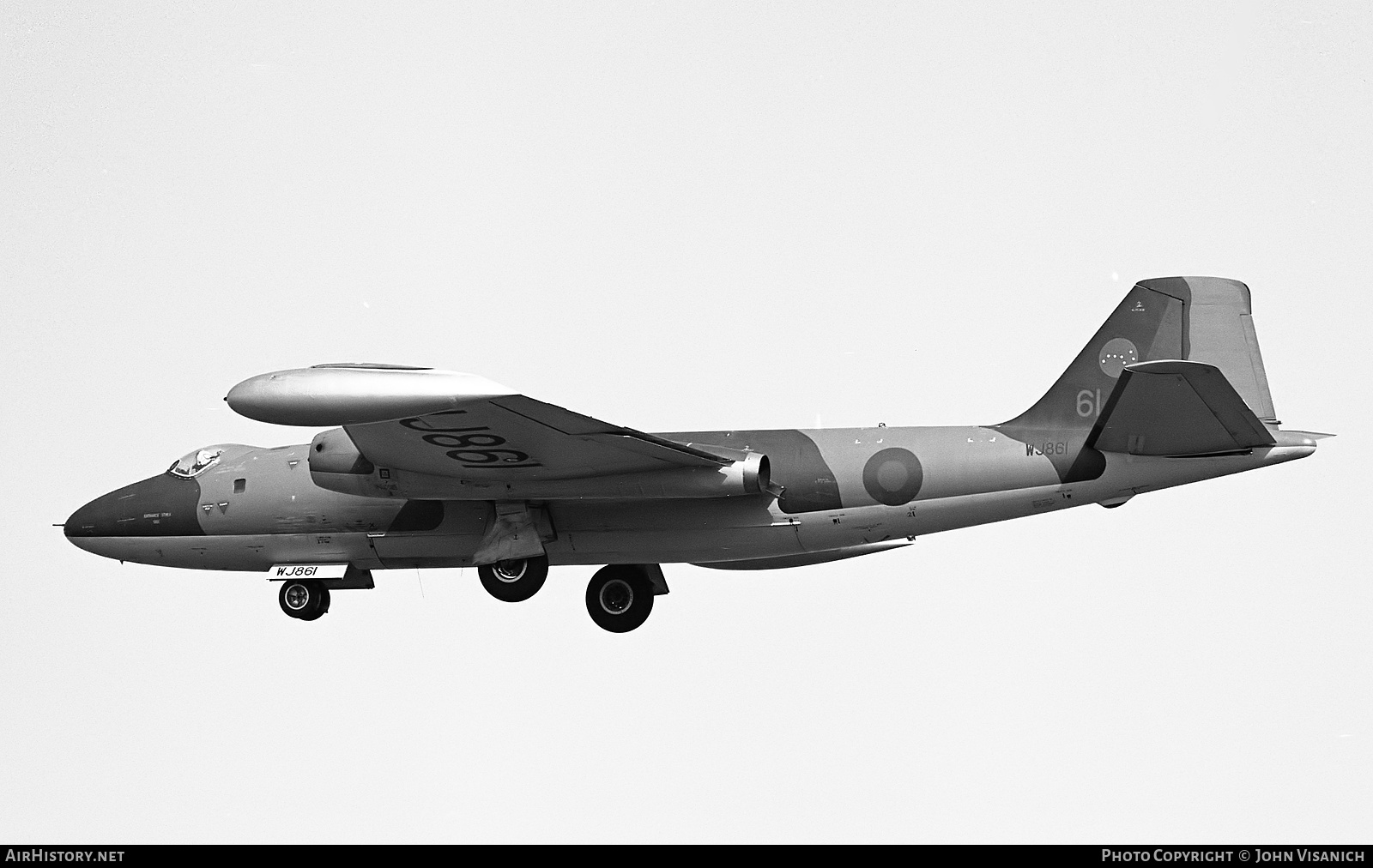 Aircraft Photo of WJ861 | English Electric Canberra T4 | UK - Air Force | AirHistory.net #393095