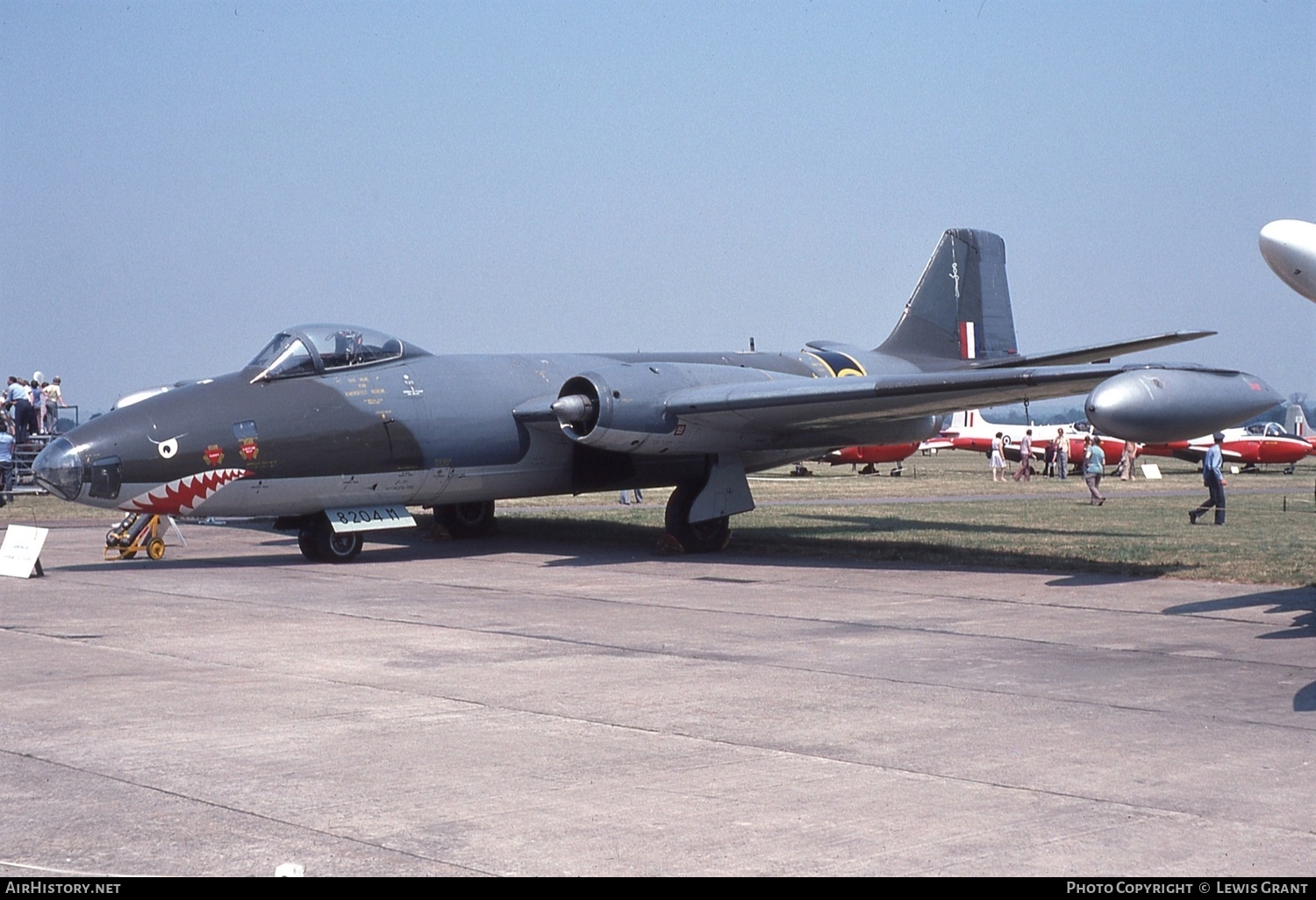 Aircraft Photo of 8204M / XM271 | English Electric Canberra B(I)8 | UK - Air Force | AirHistory.net #393122