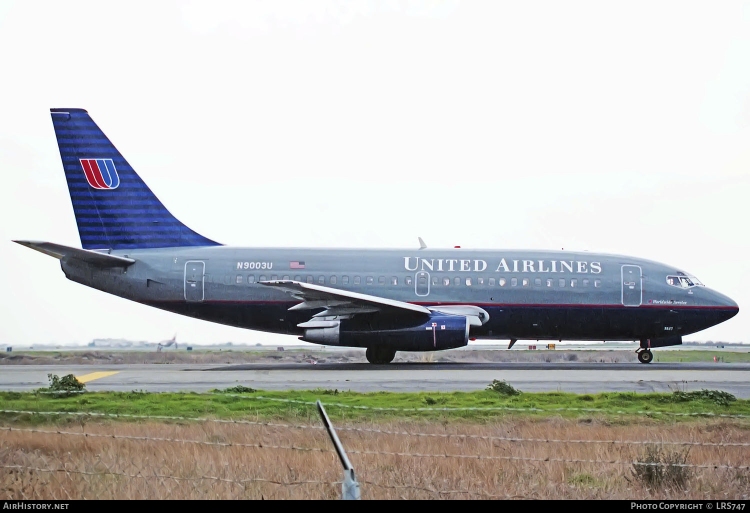Aircraft Photo of N9003U | Boeing 737-222 | United Airlines | AirHistory.net #393163
