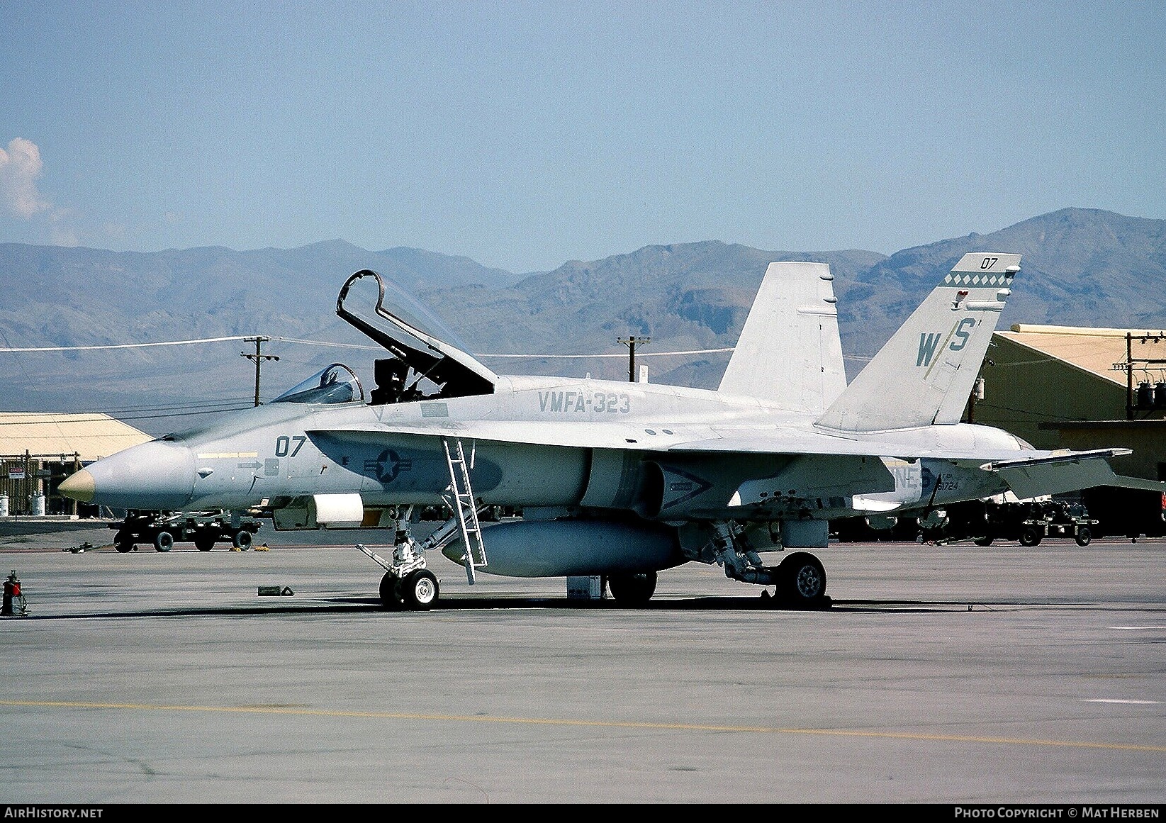 Aircraft Photo of 161724 | McDonnell Douglas F/A-18C Hornet | USA - Navy | AirHistory.net #393276