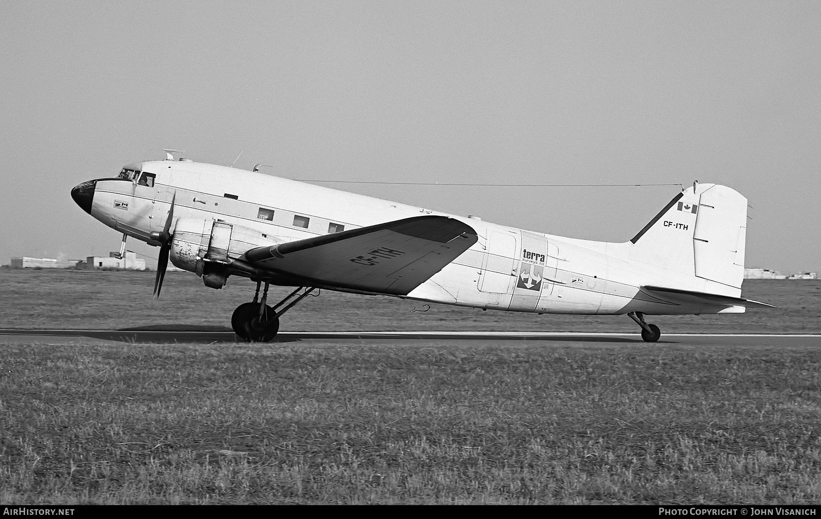 Aircraft Photo of CF-ITH | Douglas C-47A Skytrain | Terra Surveys | AirHistory.net #393343