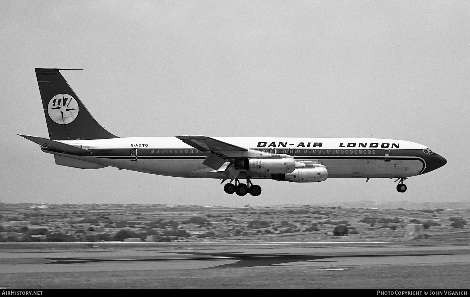 Aircraft Photo of G-AZTG | Boeing 707-321 | Dan-Air London | AirHistory.net #393344