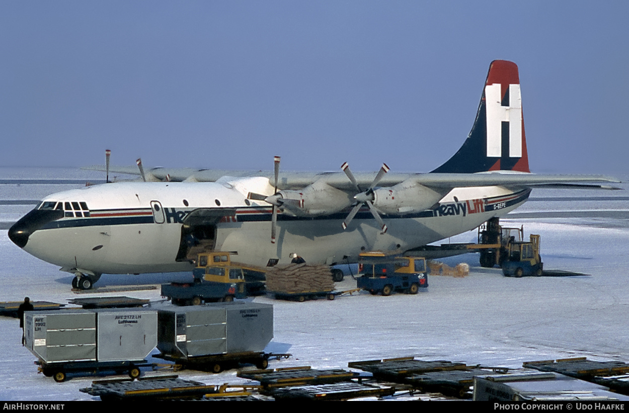 Aircraft Photo of G-BEPE | Short SC.5 Belfast | HeavyLift Cargo Airlines | AirHistory.net #393394