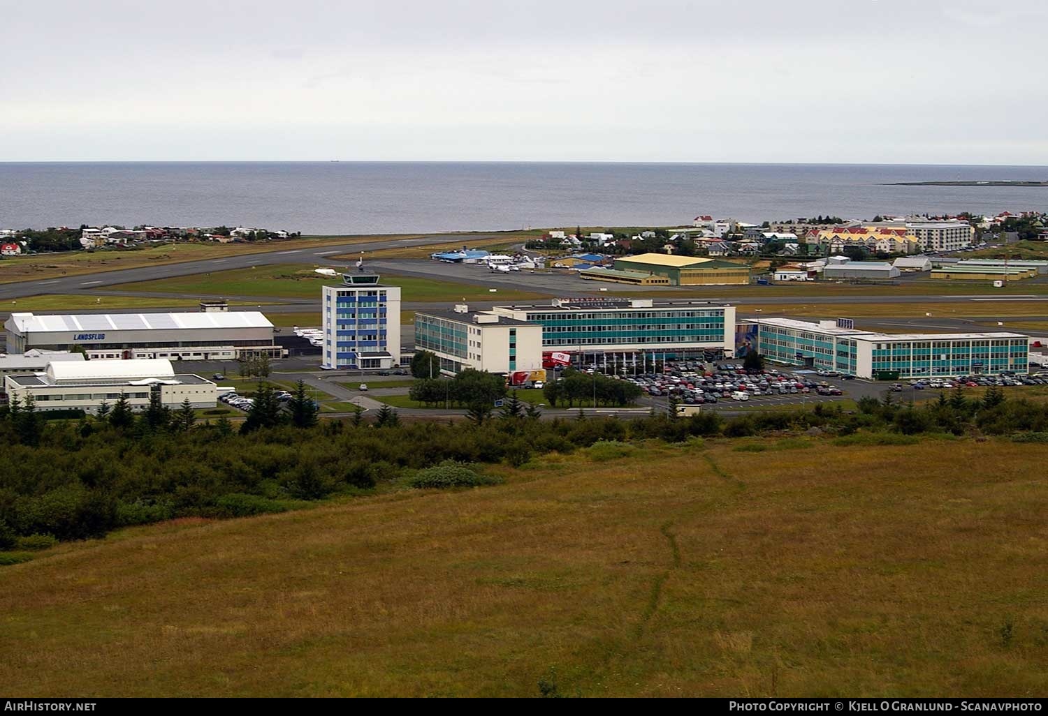 Airport photo of Reykjavík (BIRK / RKV) in Iceland | AirHistory.net #393459