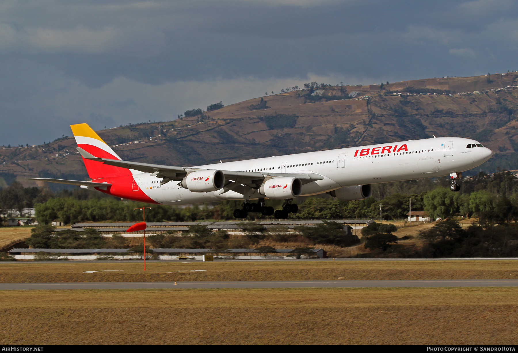 Aircraft Photo of EC-LEV | Airbus A340-642 | Iberia | AirHistory.net #393474