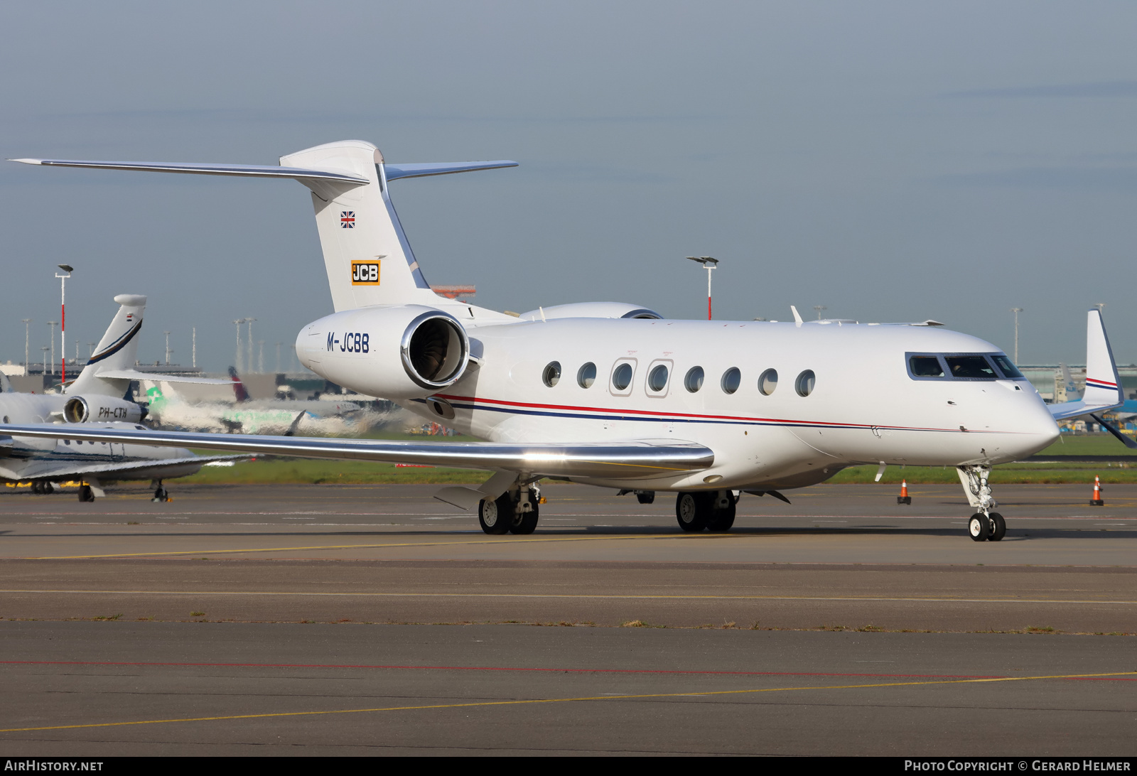 Aircraft Photo of M-JCBB | Gulfstream Aerospace G650 (G-VI) | JCB - J.C. Bamford Excavators | AirHistory.net #393557