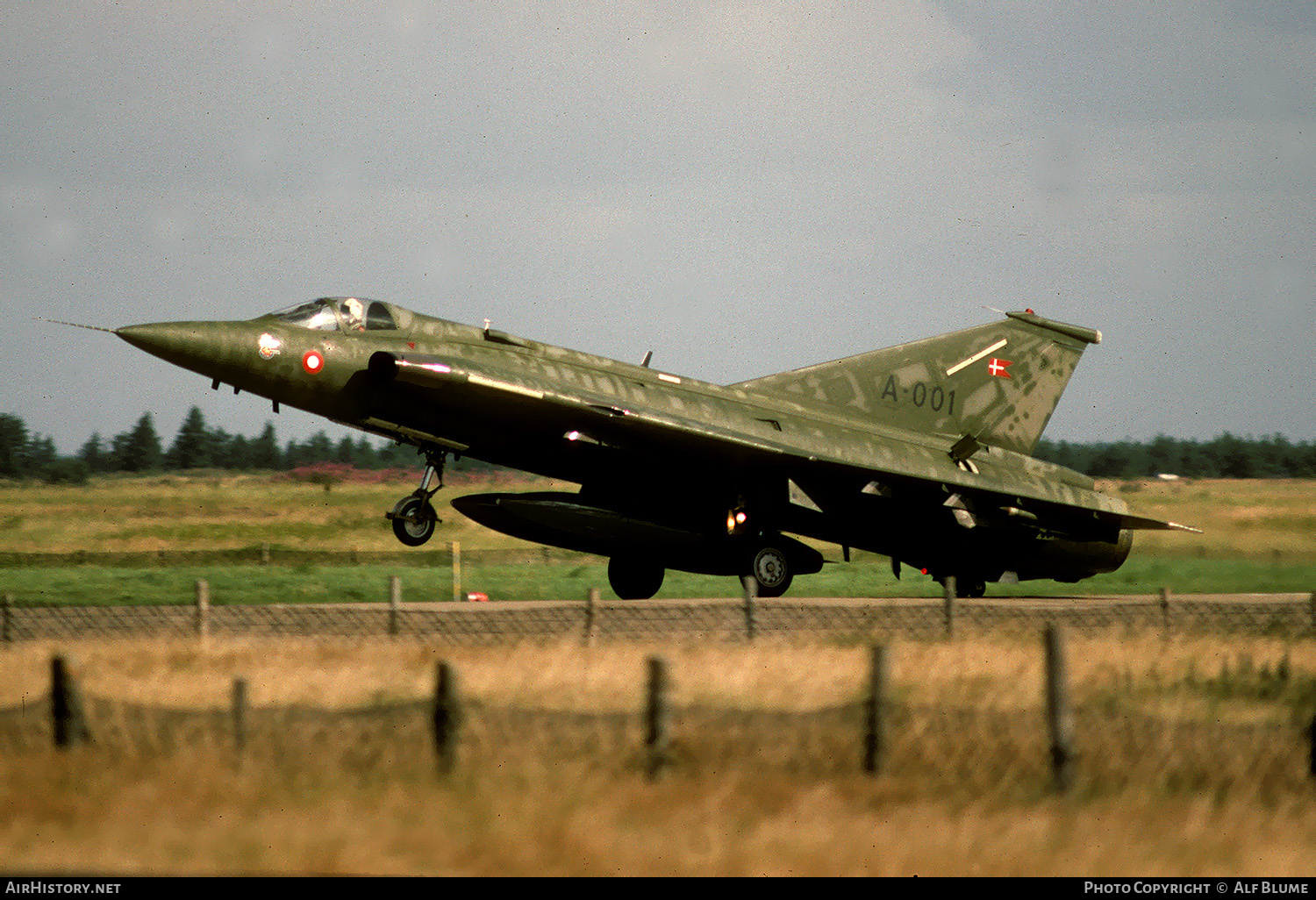 Aircraft Photo of A-001 | Saab F-35 Draken | Denmark - Air Force | AirHistory.net #393608