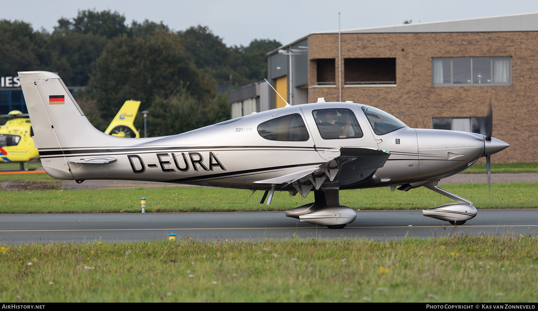 Aircraft Photo of D-EURA | Cirrus SR-22T G6-GTS Rhodium | AirHistory.net #393681