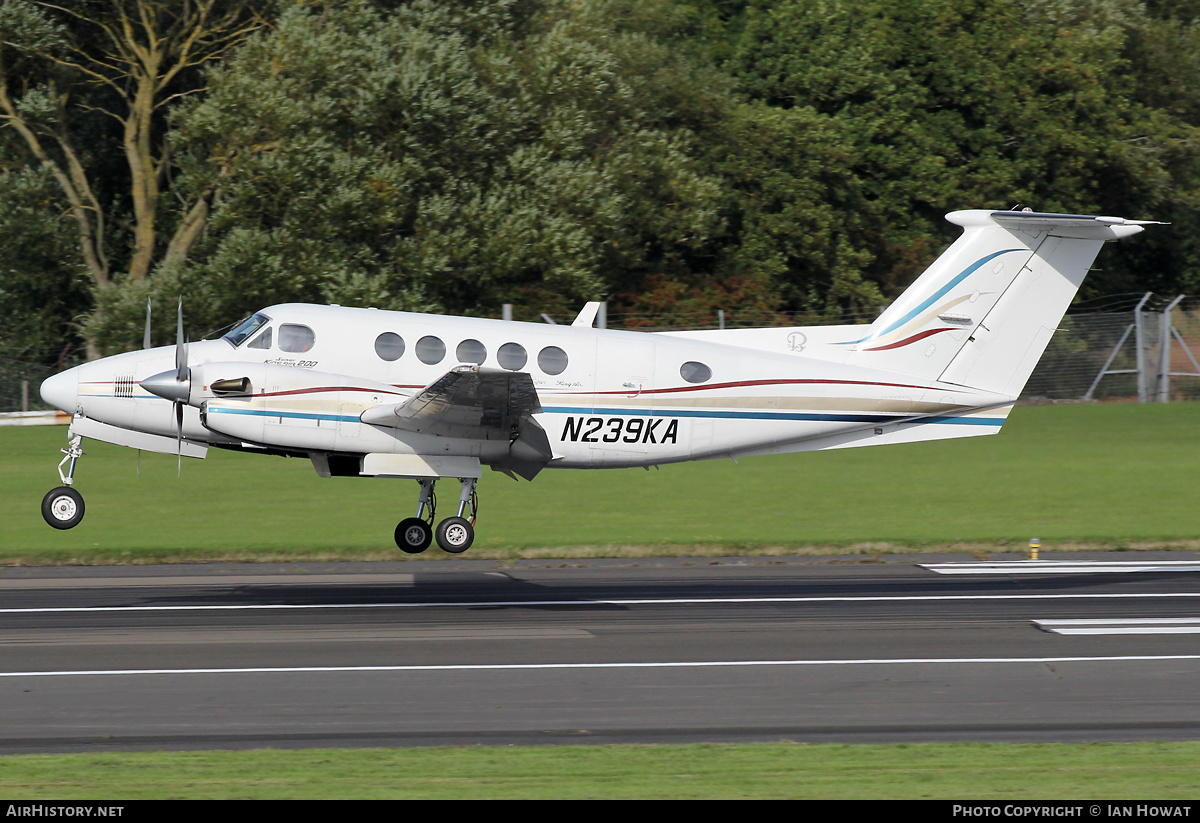 Aircraft Photo of N239KA | Raytheon B200 King Air | AirHistory.net #393683