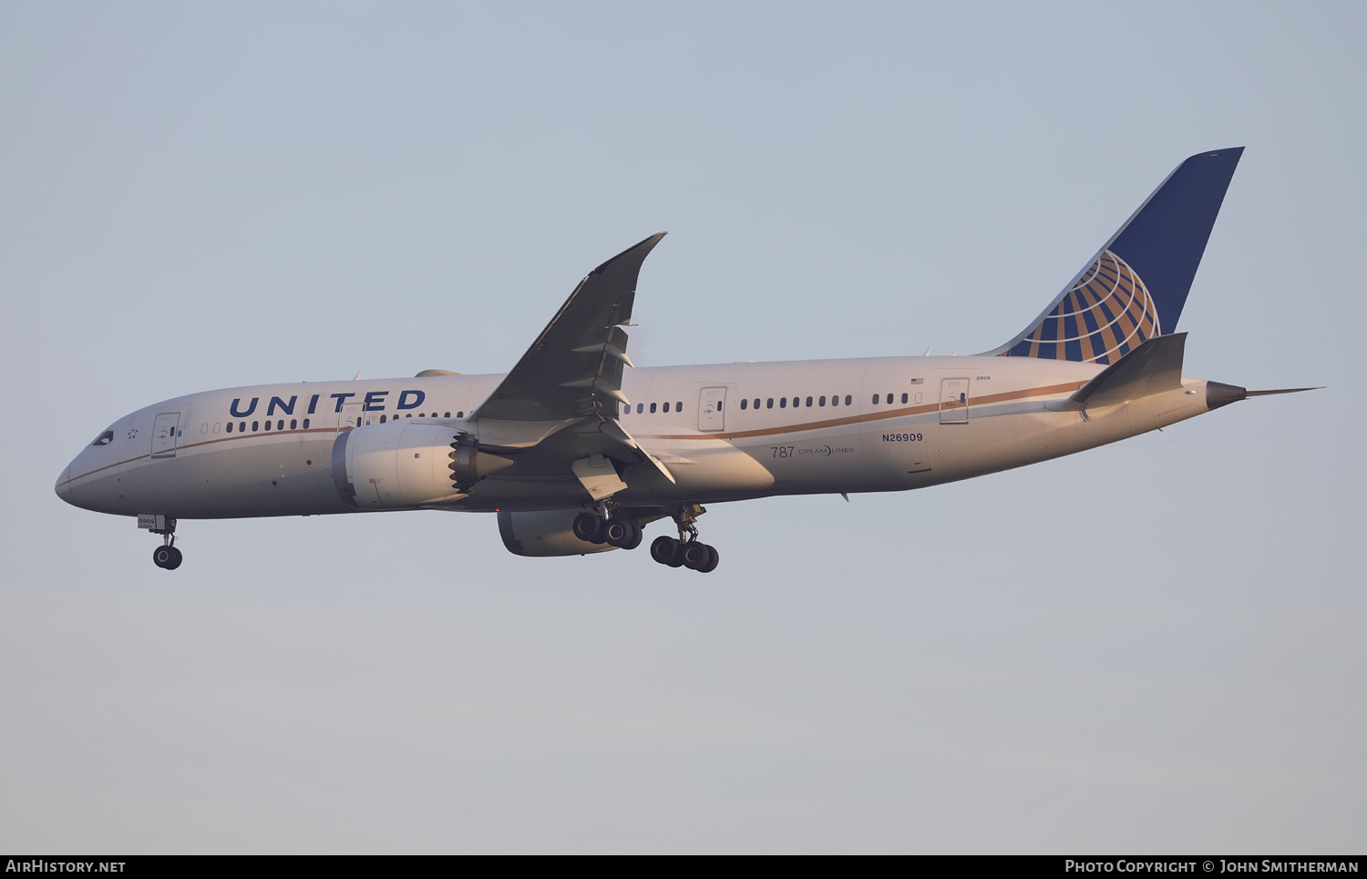 Aircraft Photo of N26909 | Boeing 787-8 Dreamliner | United Airlines | AirHistory.net #393704