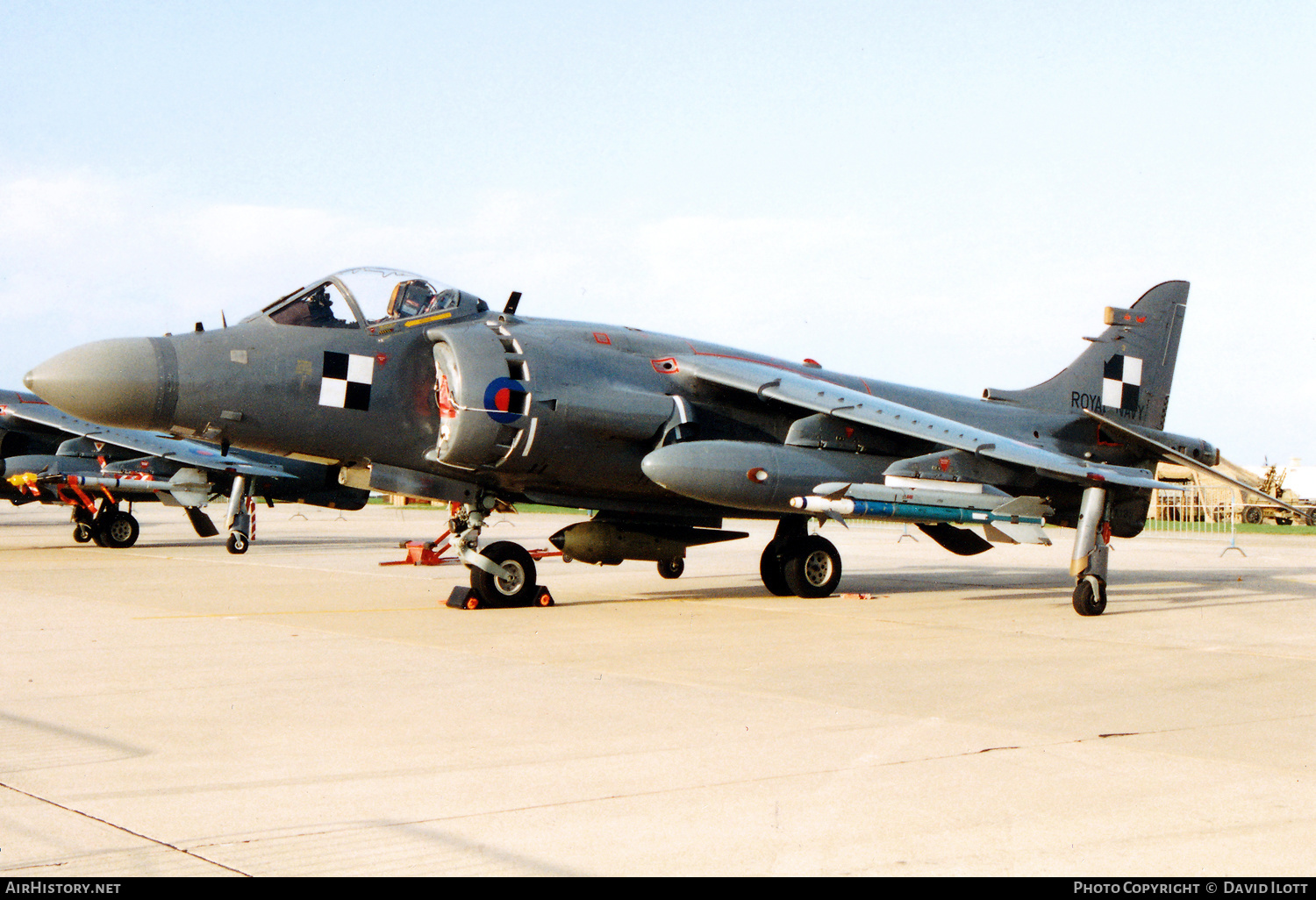 Aircraft Photo of ZA195 | British Aerospace Sea Harrier FRS2 | UK - Navy | AirHistory.net #393727
