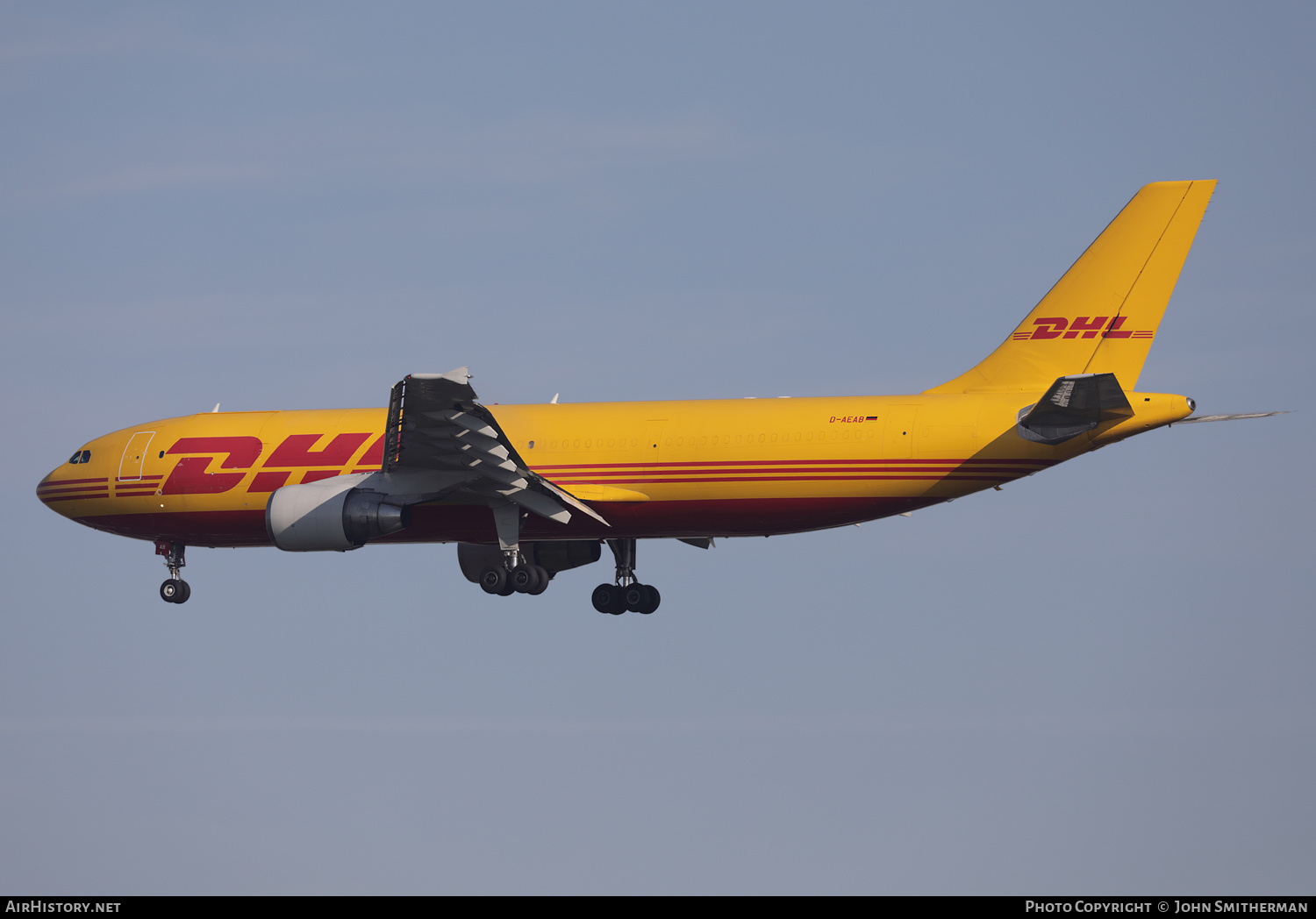 Aircraft Photo of D-AEAB | Airbus A300B4-622R(F) | DHL International | AirHistory.net #393748