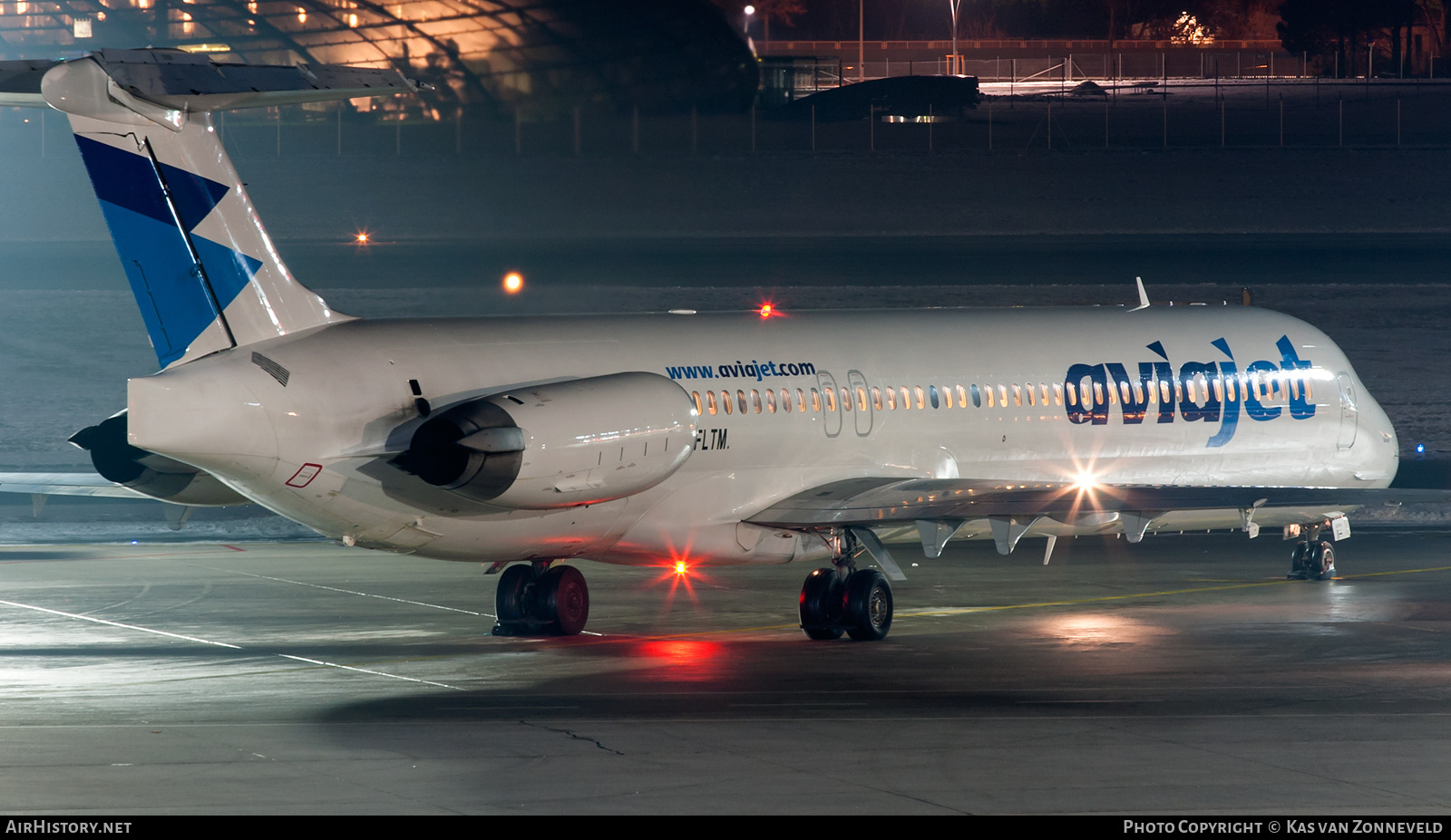 Aircraft Photo of G-FLTM | McDonnell Douglas MD-83 (DC-9-83) | Aviajet | AirHistory.net #393814