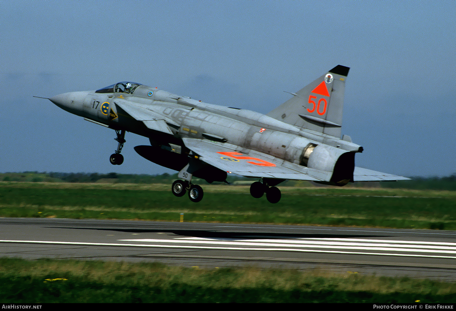 Aircraft Photo of 37350 | Saab JA37 Viggen | Sweden - Air Force | AirHistory.net #393831