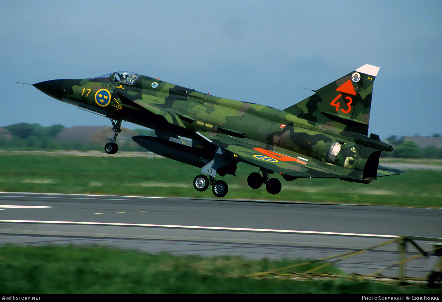 Aircraft Photo of 37355 | Saab JA37 Viggen | Sweden - Air Force | AirHistory.net #393832