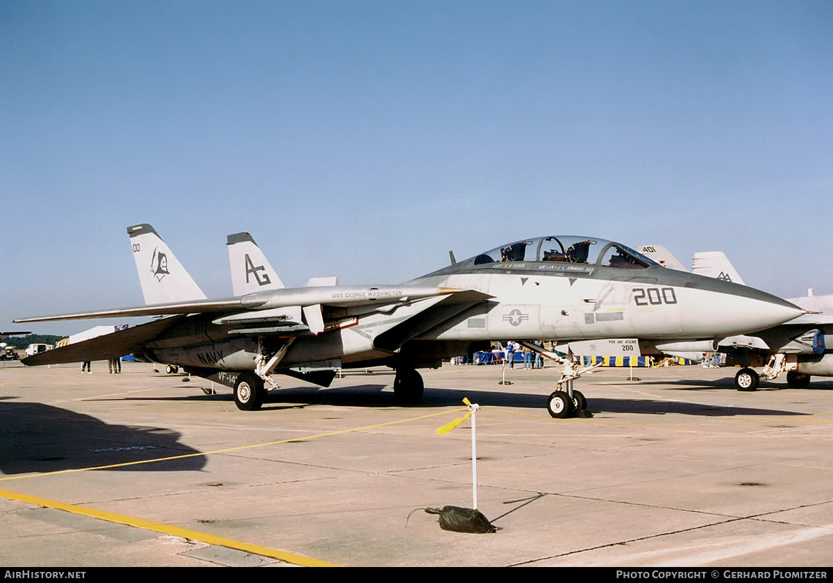 Aircraft Photo of 163216 | Grumman F-14B Tomcat | USA - Navy | AirHistory.net #393844