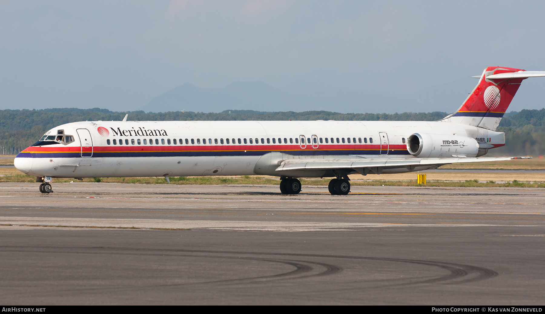 Aircraft Photo of I-SMEB | McDonnell Douglas MD-82 (DC-9-82) | Meridiana | AirHistory.net #393879