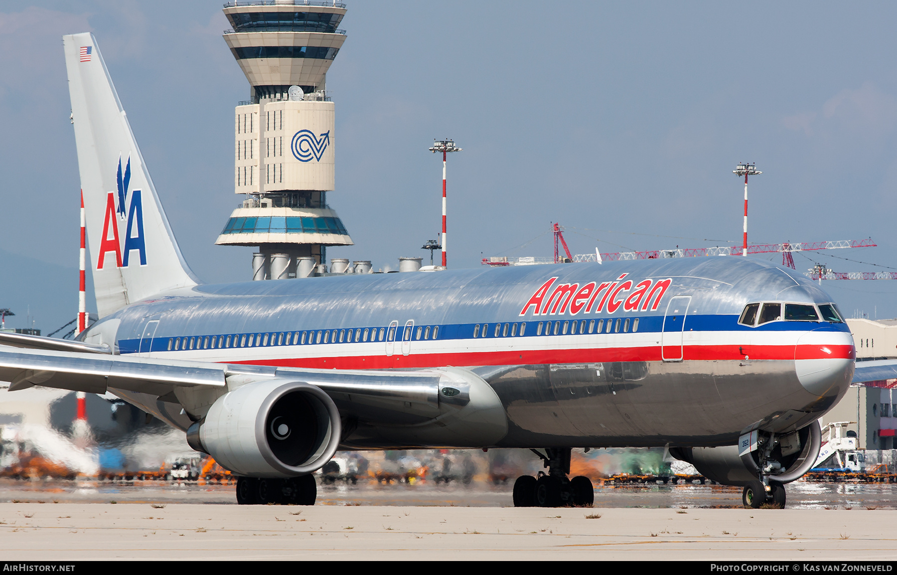 Aircraft Photo of N352AA | Boeing 767-323/ER | American Airlines | AirHistory.net #393906