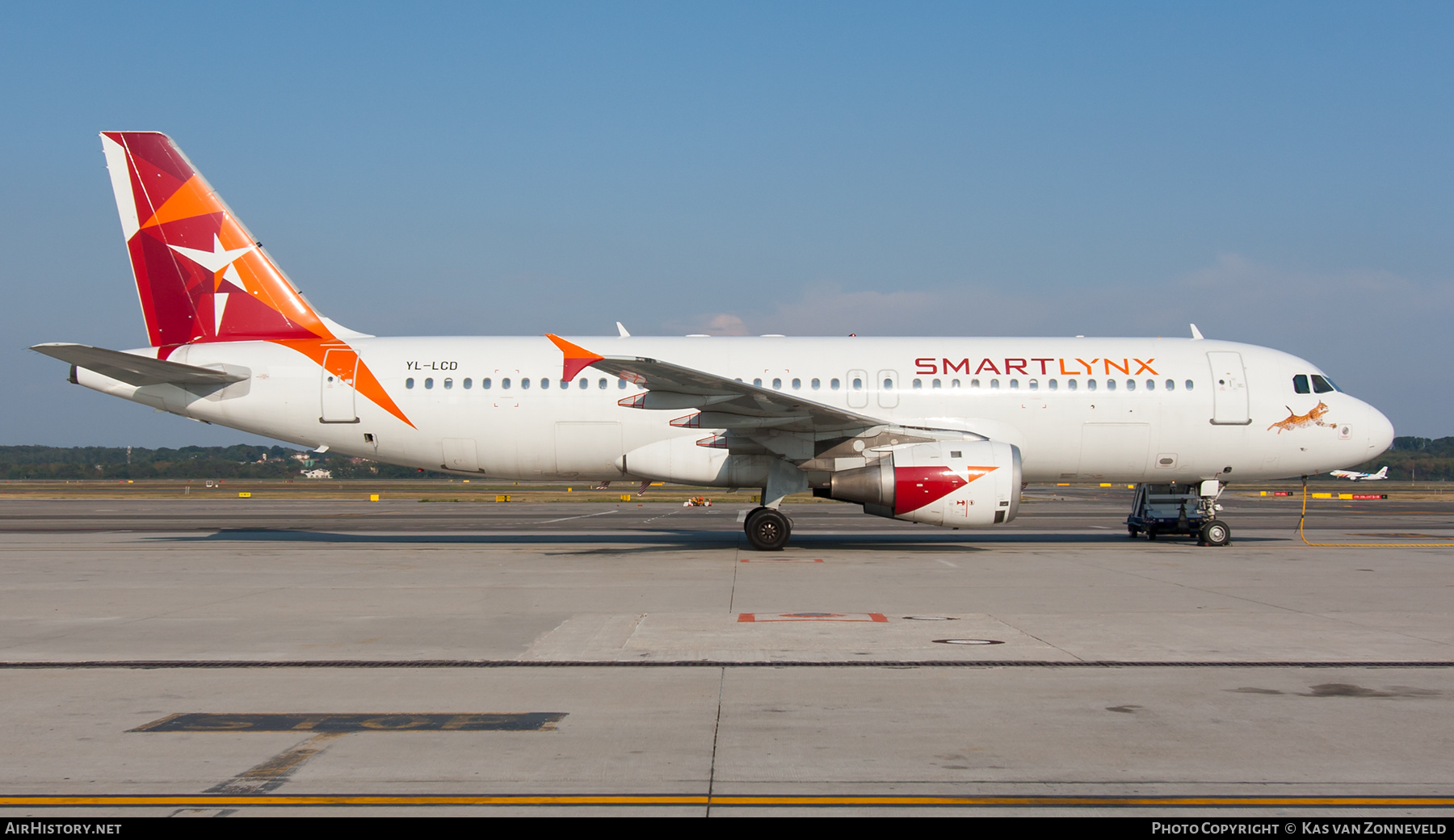 Aircraft Photo of YL-LCD | Airbus A320-211 | SmartLynx Airlines | AirHistory.net #393925