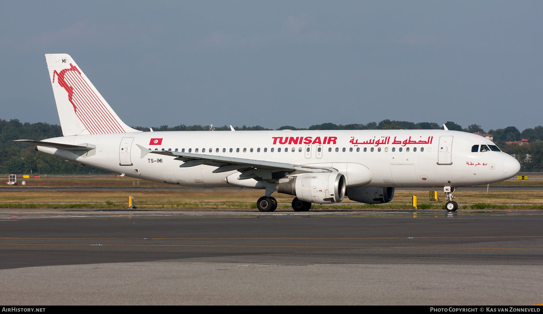 Aircraft Photo of TS-IMI | Airbus A320-211 | Tunisair | AirHistory.net #393932