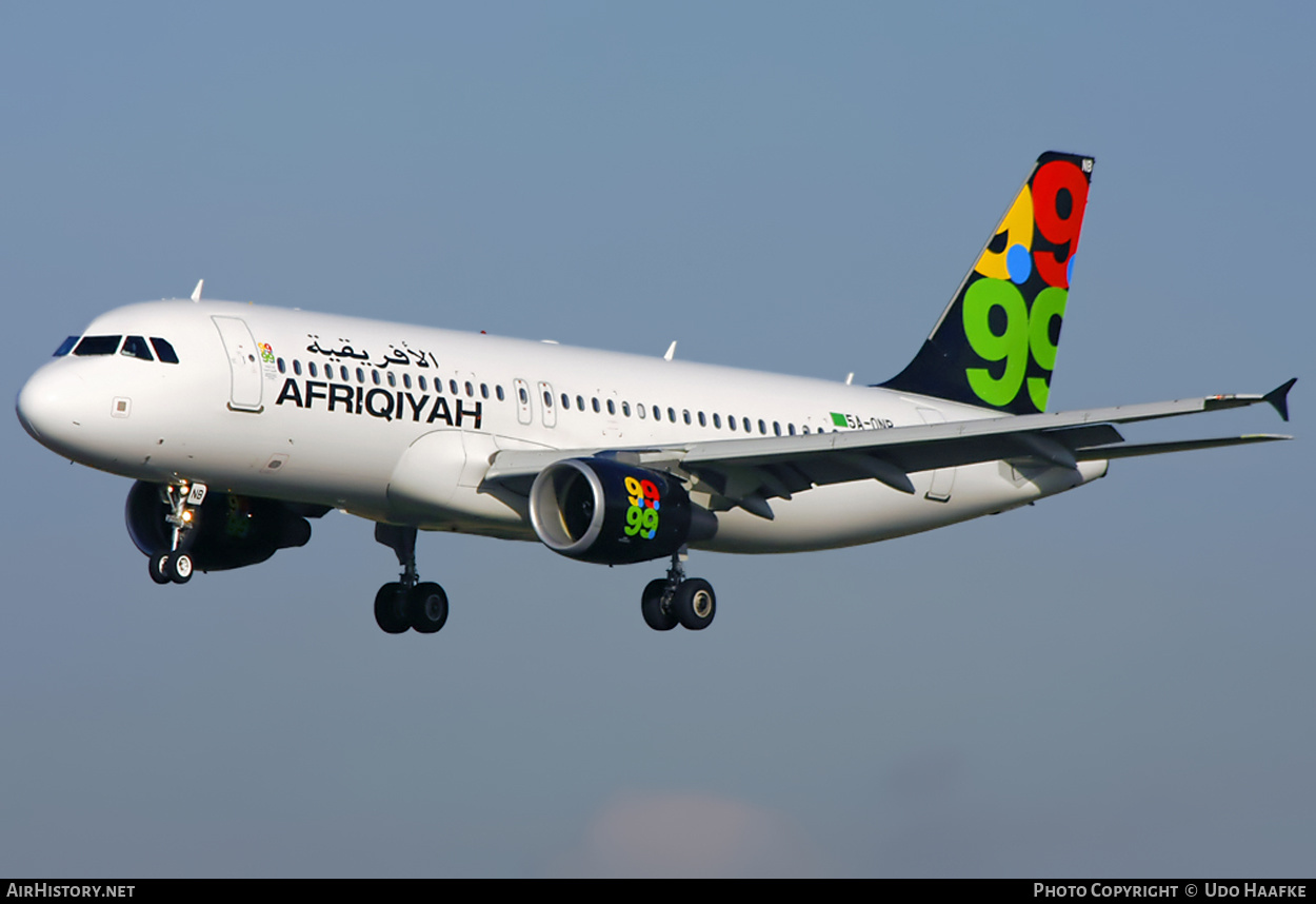 Aircraft Photo of 5A-ONB | Airbus A320-214 | Afriqiyah Airways | AirHistory.net #393974