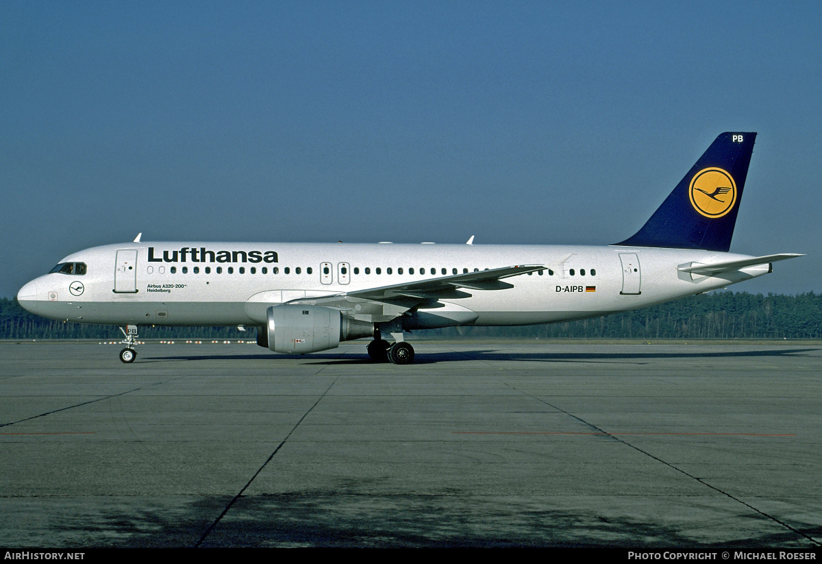 Aircraft Photo of D-AIPB | Airbus A320-211 | Lufthansa | AirHistory.net #394021