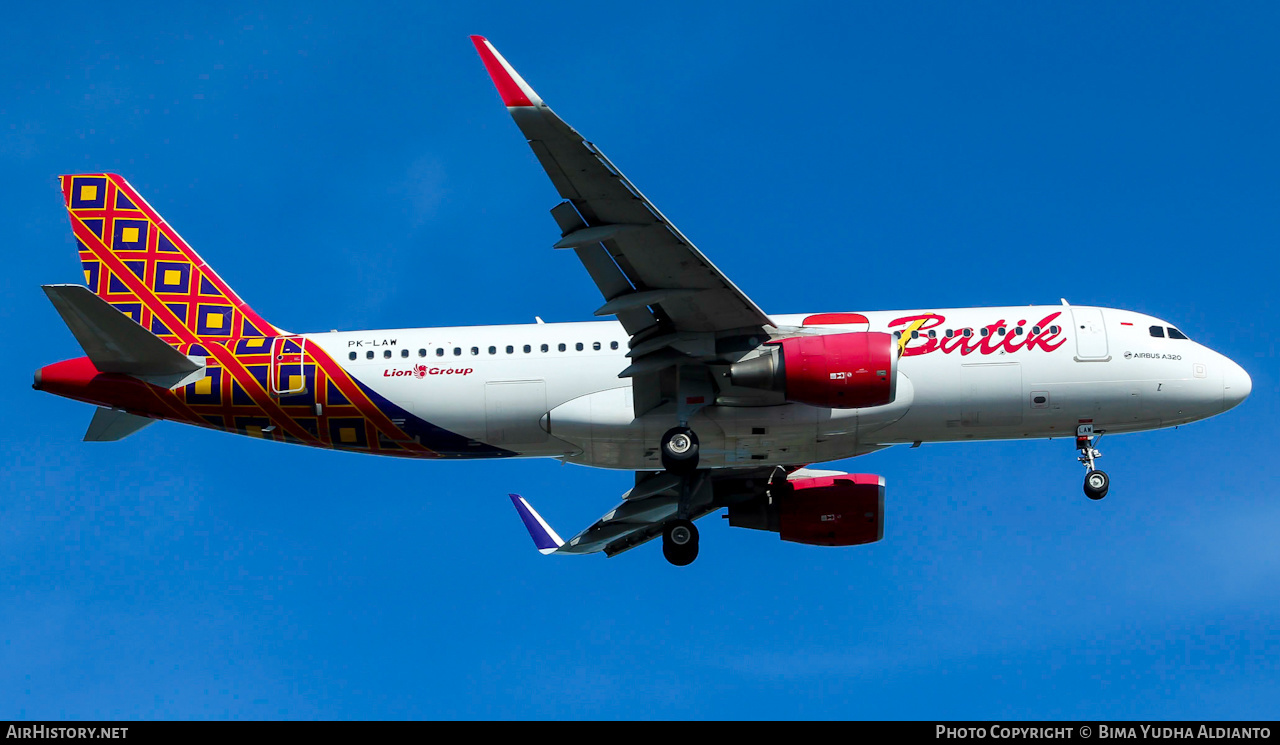 Aircraft Photo of PK-LAW | Airbus A320-214 | Batik Air | AirHistory.net #394033