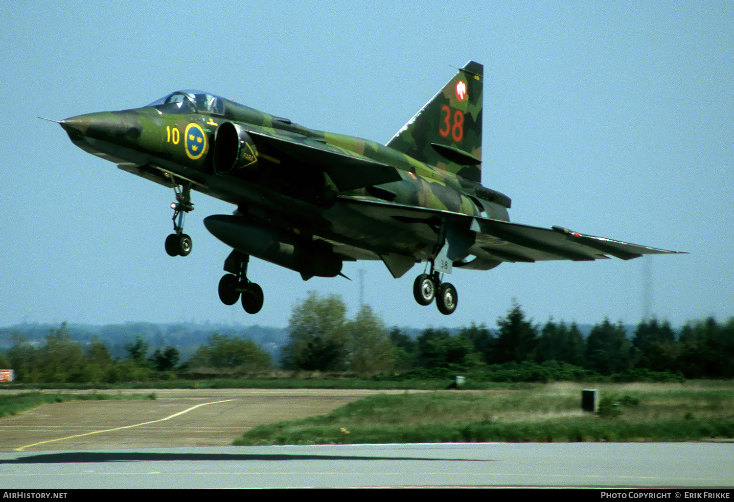 Aircraft Photo of 37976 | Saab AJSF37 Viggen | Sweden - Air Force | AirHistory.net #394054