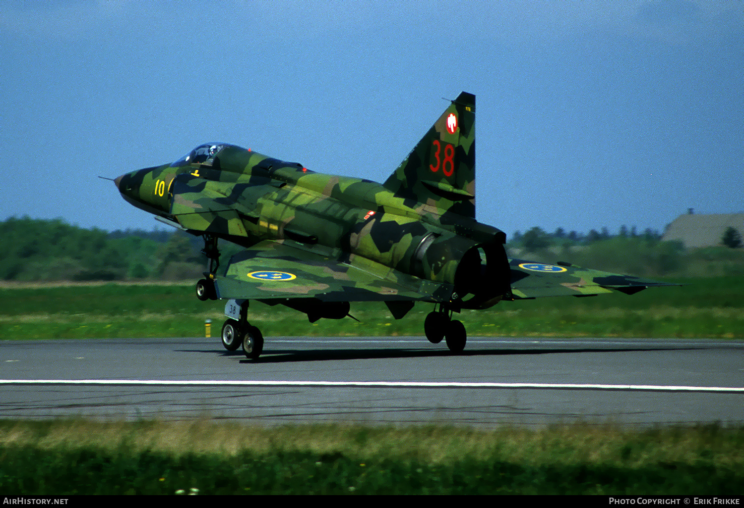 Aircraft Photo of 37976 | Saab AJSF37 Viggen | Sweden - Air Force | AirHistory.net #394077